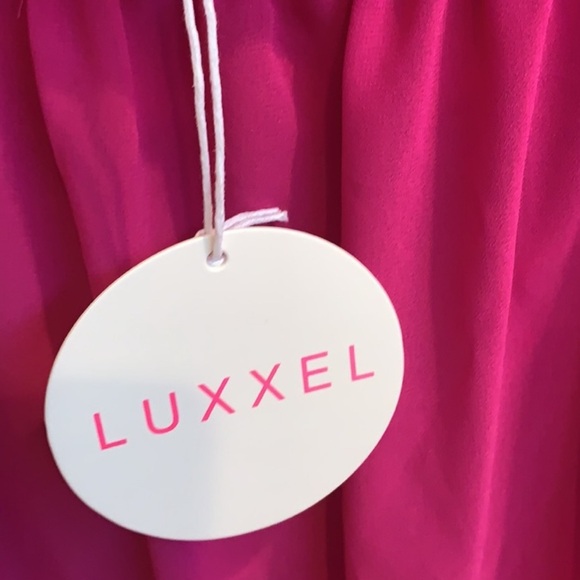 Dress - Picture 4 of 4